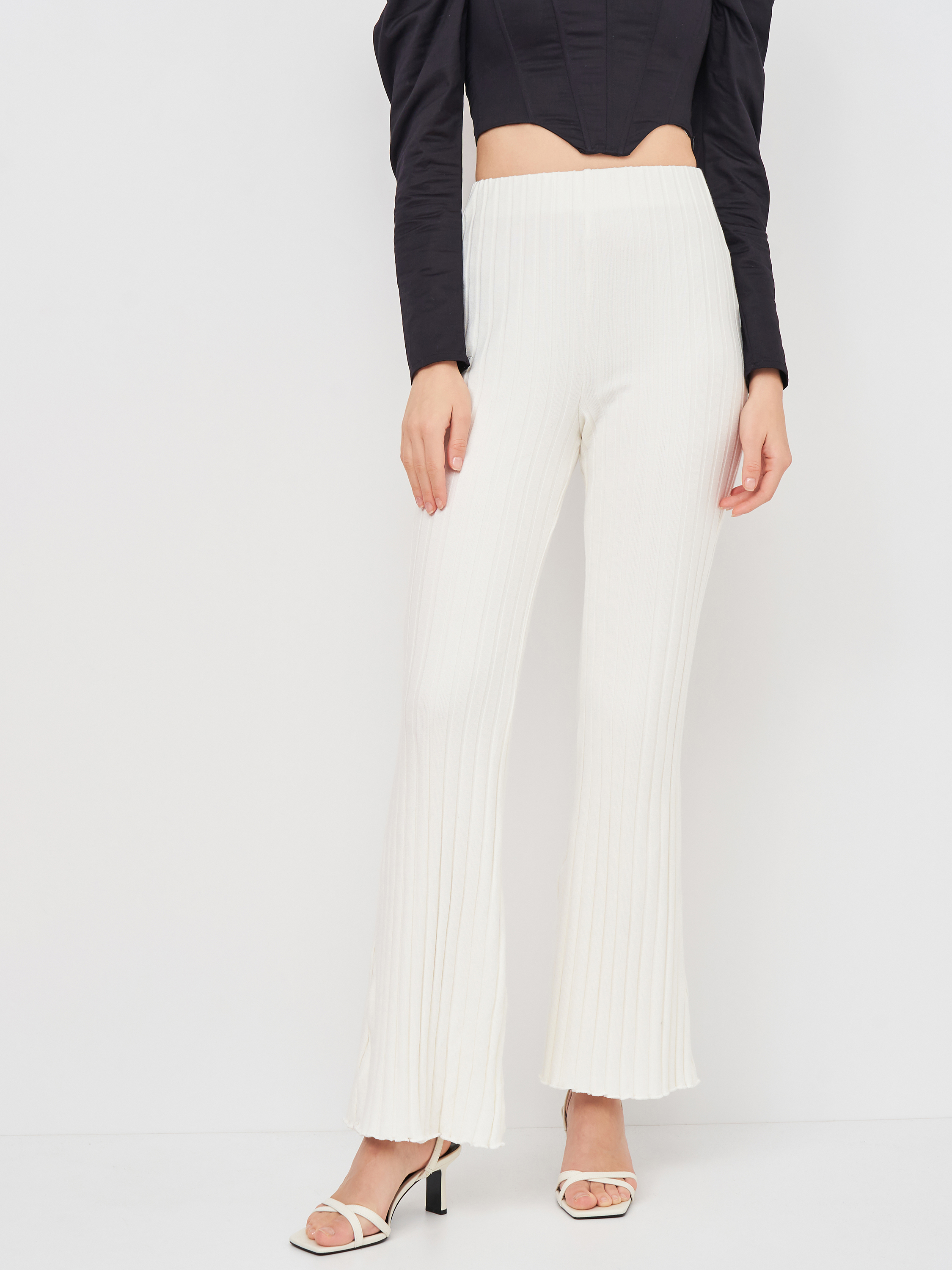 

Брюки Bershka 0190/221/251  Молочные, Брюки Bershka 0190/221/251 M Молочные