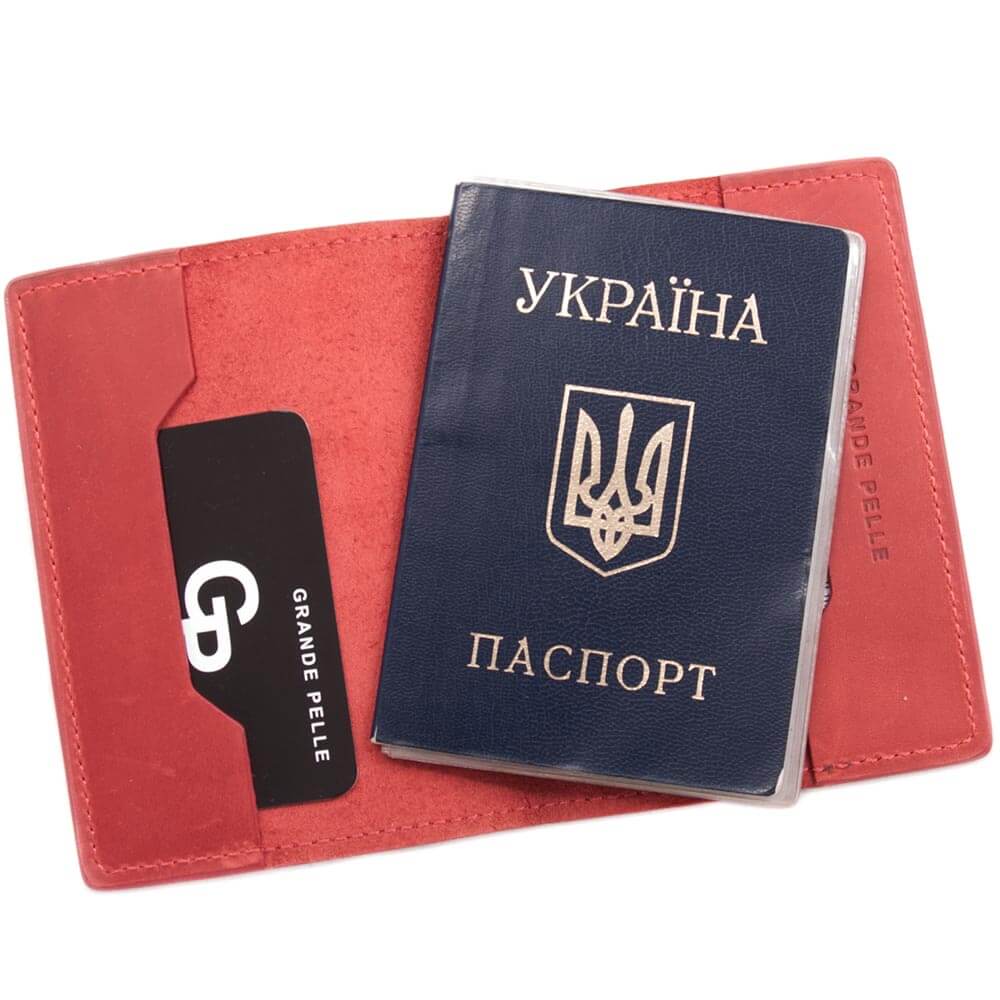 

Обложка на паспорт, загранпаспорт кожаная Grande Pelle черная 252160