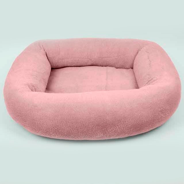 

Лежанка прямоугольная для домашних животных Квадро Бархат XL 60×50х22 см. Розовый