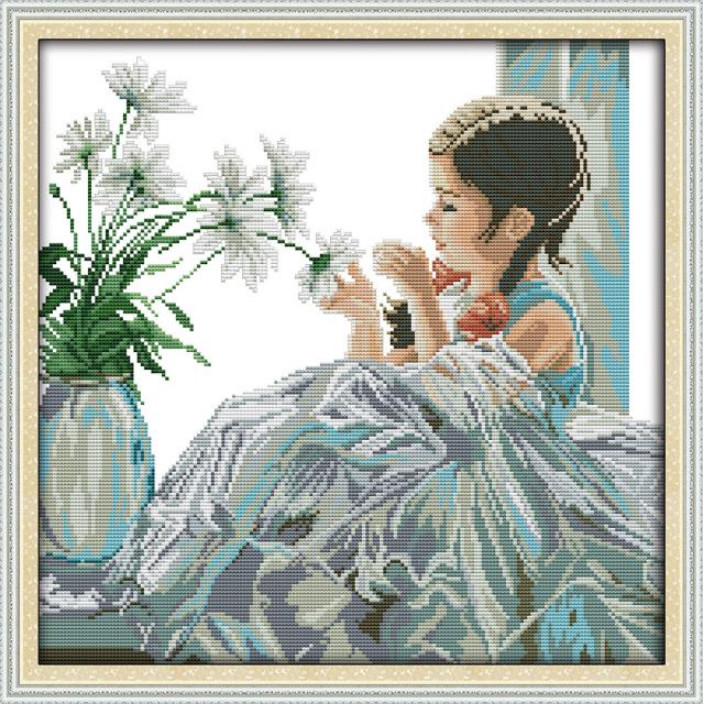 

Набор для вышивания по нанесённой на канву схеме "The girl with flowers". AIDA 14CT printed, 40*40 см