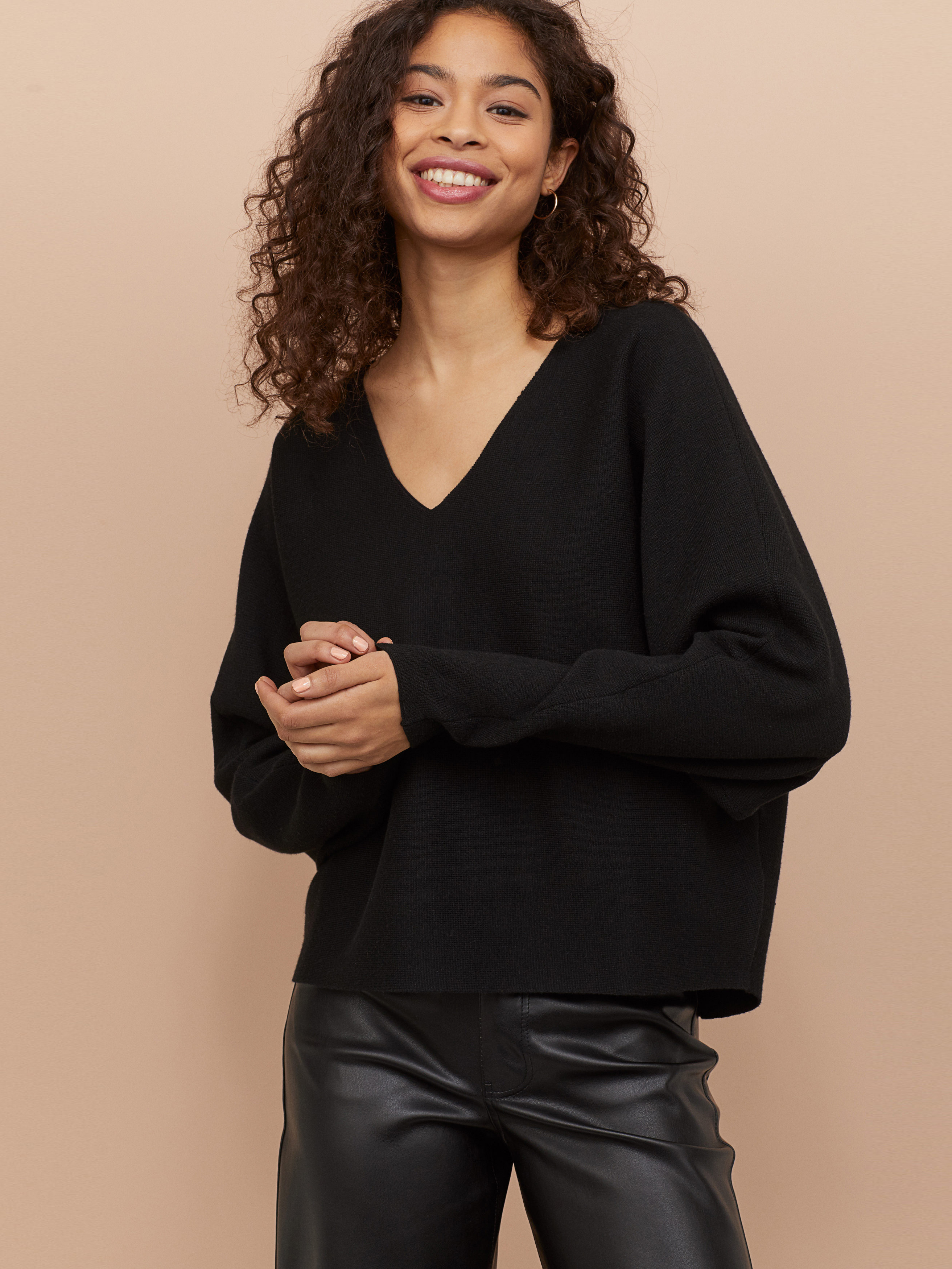

Пуловер H&M 060794538 М Черный
