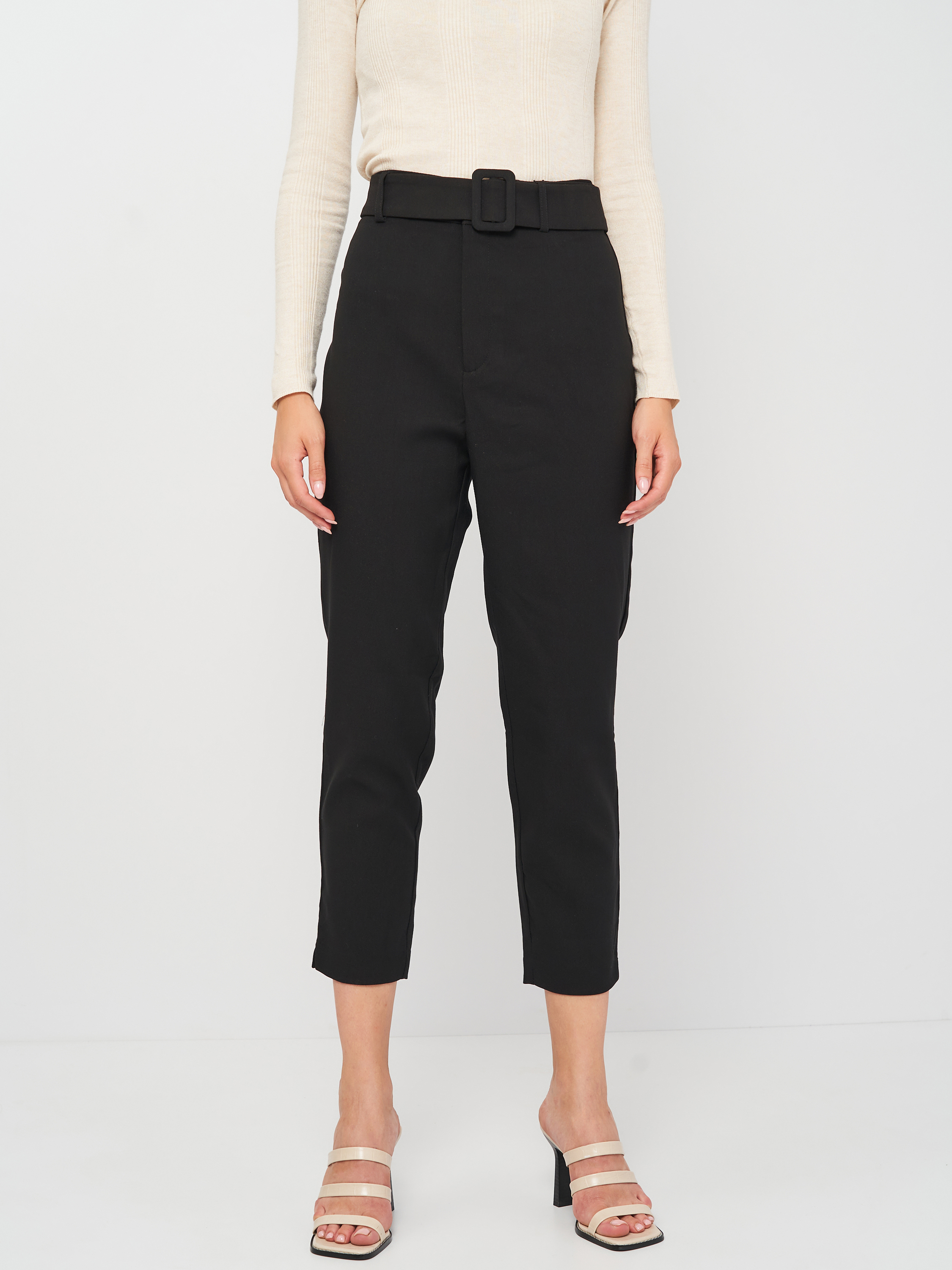 

Брюки Stradivarius 4505/482/001 42 Черные