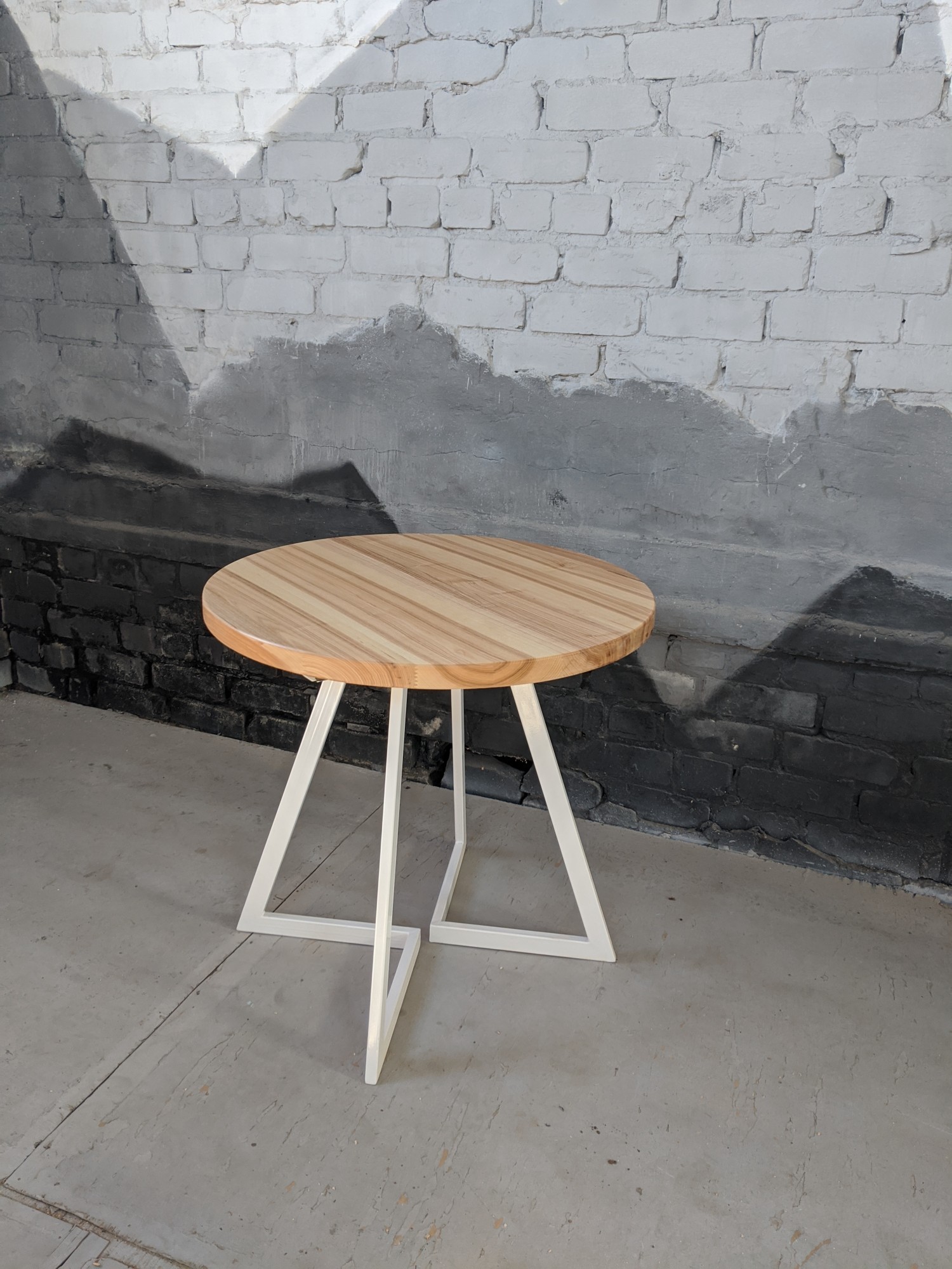 

Стол раздвижной лофт Mwood loft -mark2 ( D1100мм + 300мм ) ясень натуральное дерево