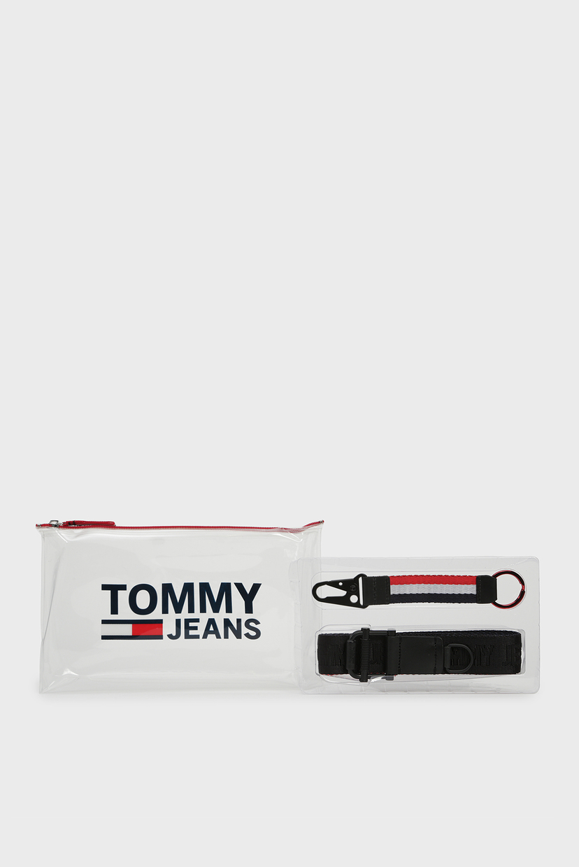 

Набор мужских аксессуаров TJM REV BELT GIFTBOX (ремень, брелок, несессер) Tommy Hilfiger 100 AM0AM05139