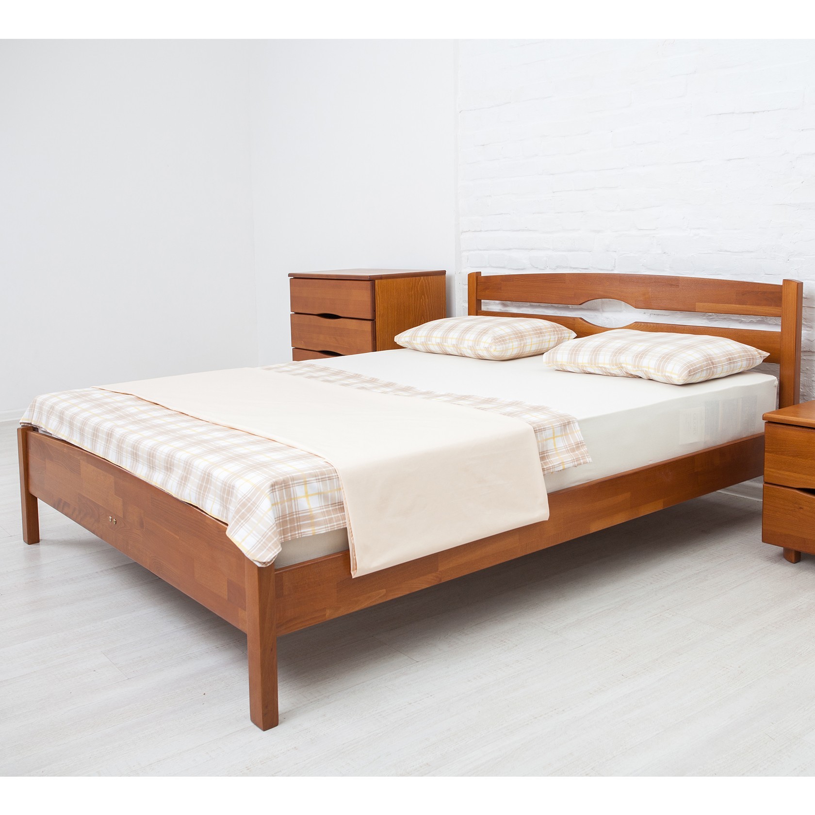 

Кровать Лика Люкс (Олимп) Орех 120х200 см 121103_03