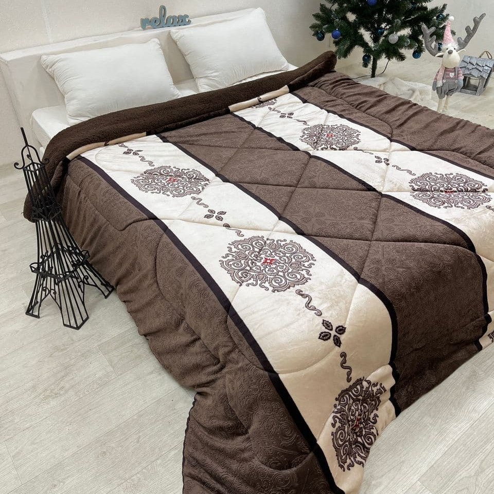 

Одеяло холлофайбер Cappone из микрофибры Круги 200х220 см Коричневые