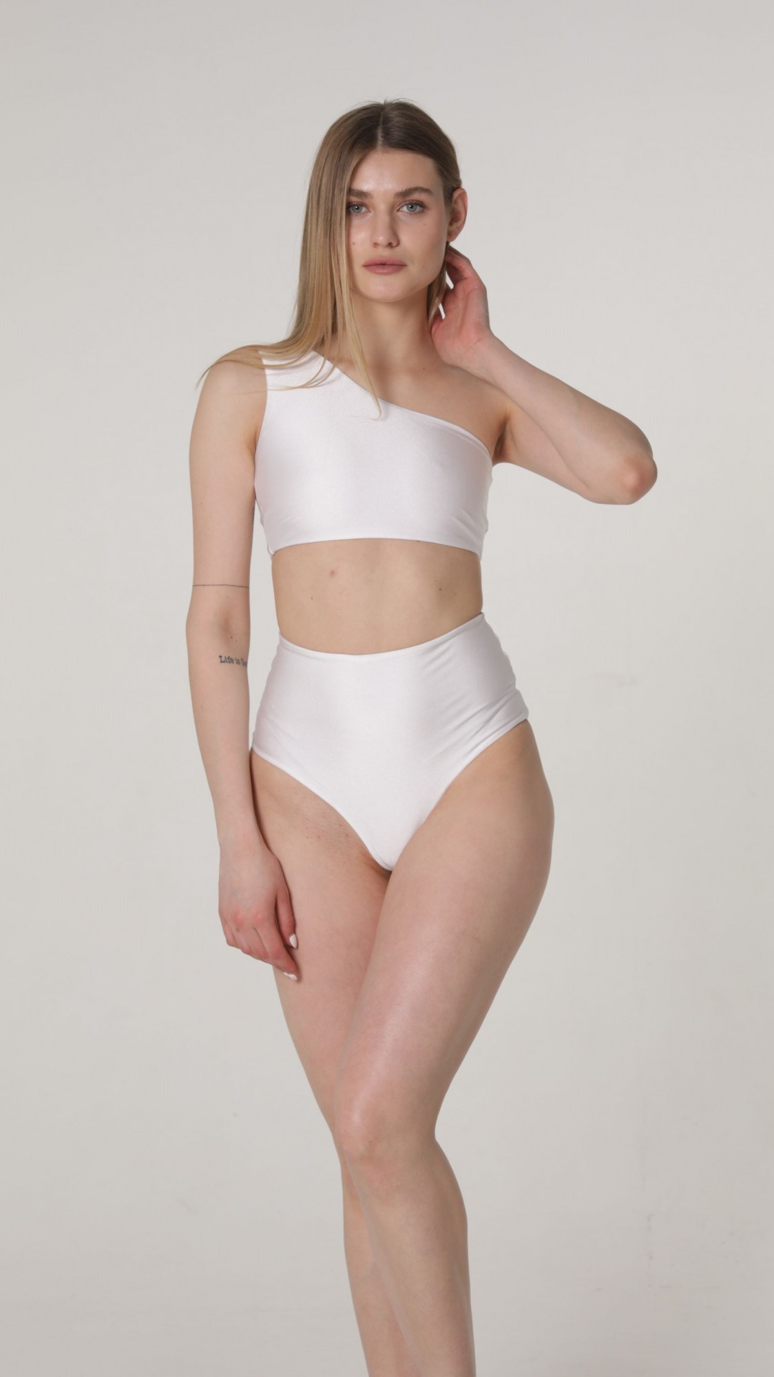

Купальник роздільний SUBLIGO CLOTHING M Білий 18086