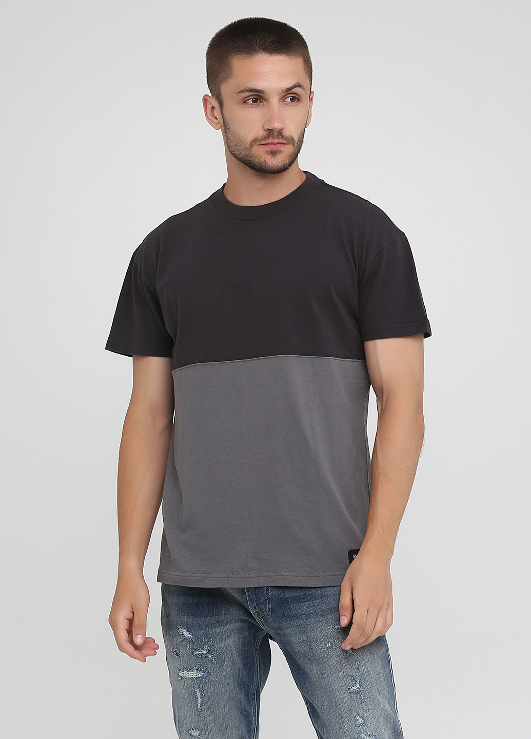 

Футболка Abercrombie & Fitch AF8656M M Темно-серый