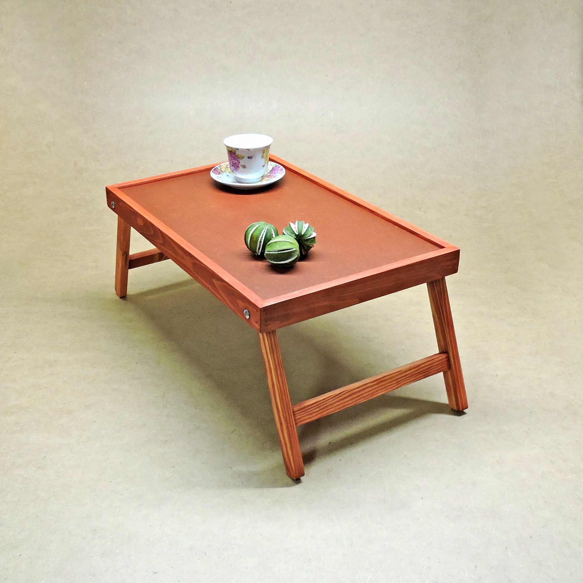 

Прикроватный столик-поднос MIZ Мериленд Симпл коралл 55х35х20 см (MIZ-СТП-1909)