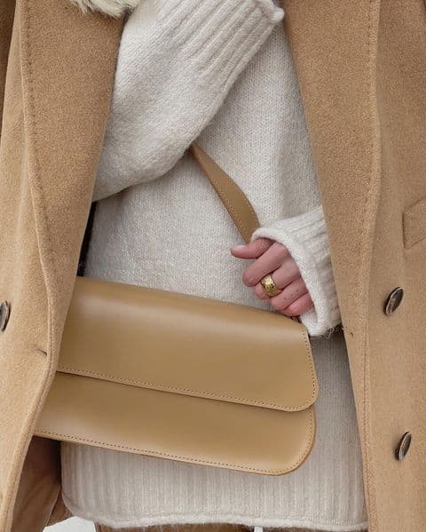 

Женская сумка из натуральной кожи boorbon 651-BEIGE-1 бежевая