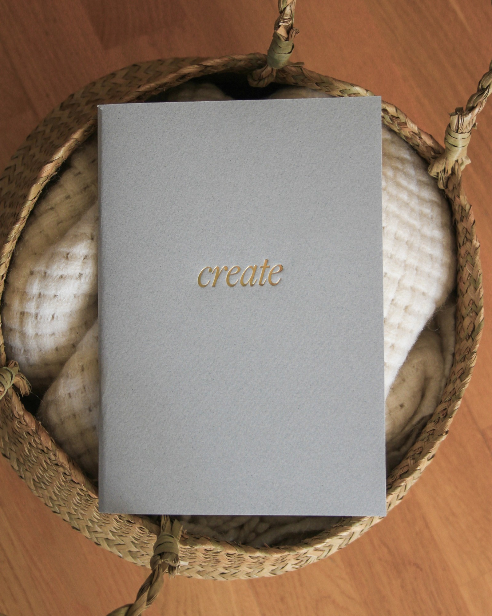 

Тетрадь на скобе Create