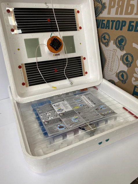 

Инкубатор Рябушка Smart 130-150 яиц Турбо цифровой с автоматическим переворотом