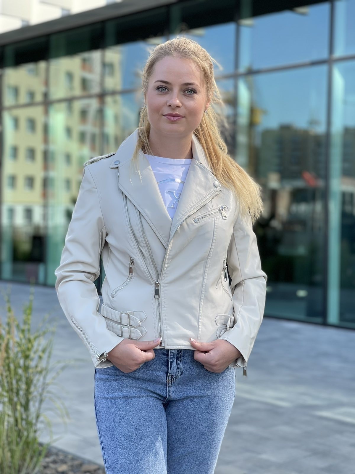 

Куртка косуха из экокожи Lika Rulla  молочная 8210, Куртка косуха из экокожи Lika Rulla XL молочная 8210