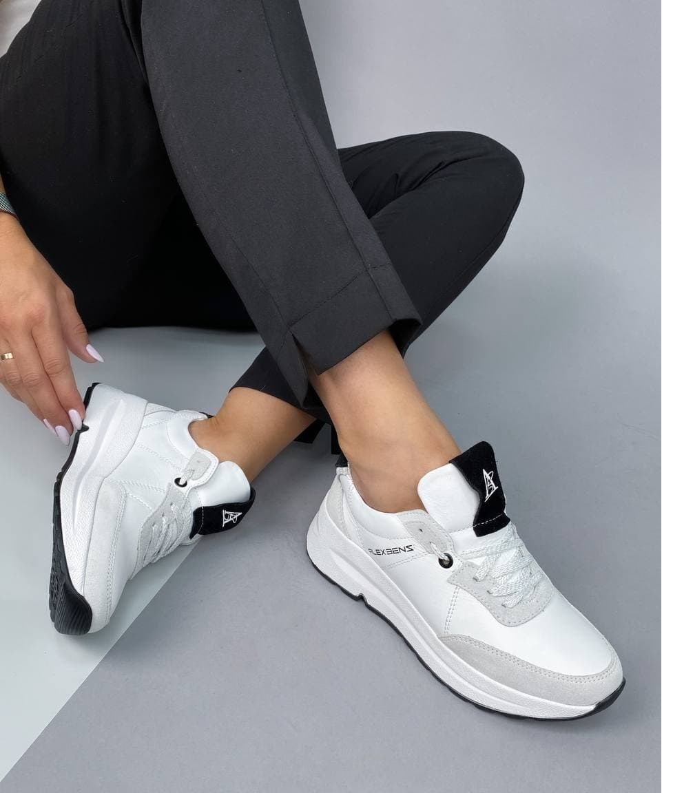 

Женские кросовки Melissa 14447 36 белые