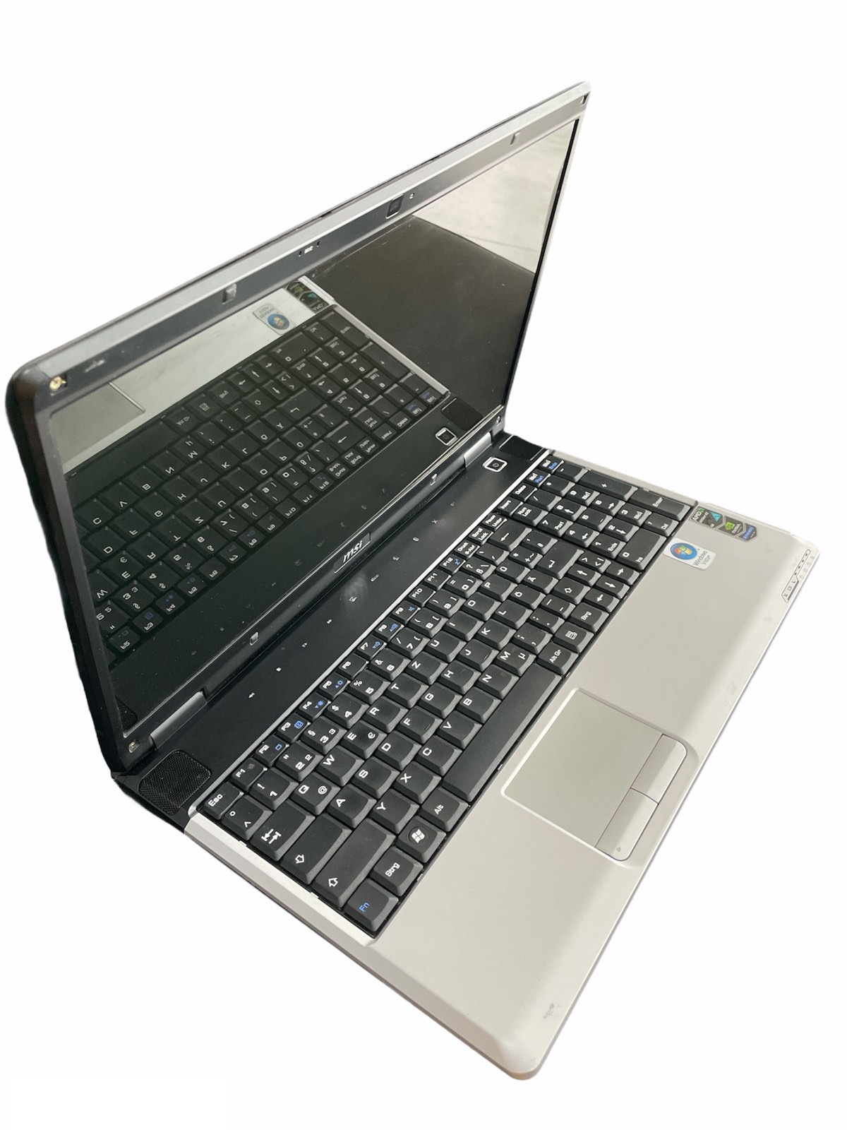 

Ноутбук MSI MS-1672-AMD Athlon X2 QL-62-2.0GHz-2Gb-DDR2-160Gb-HDD-W15.6-Web-DVD-R-NVIDIA GeForce 9100MG-(B-)- Б/У