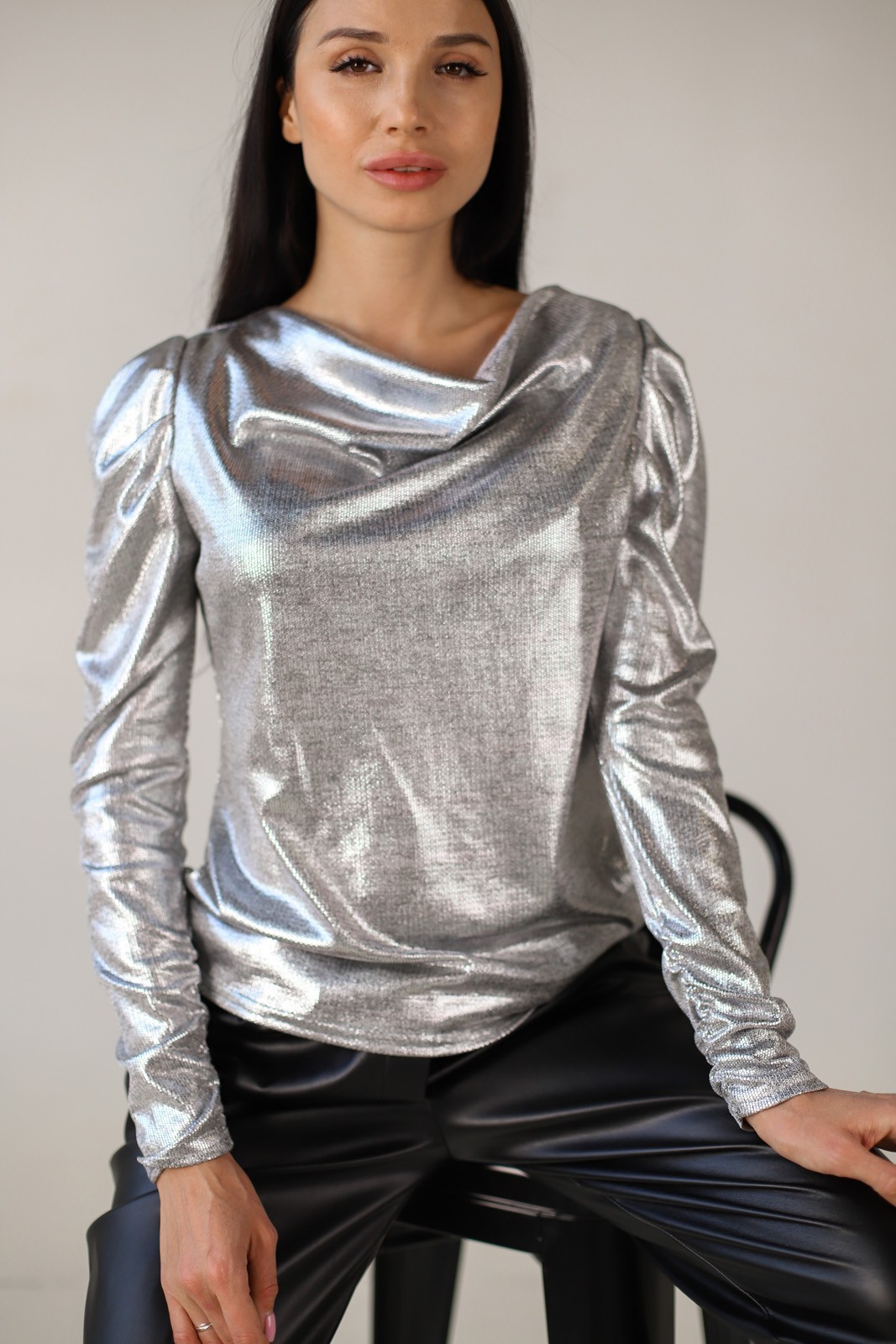 

Блуза женская с водопадом WearMe, Моника серый  (48, Блуза женская с водопадом WearMe, Моника серый L (48)