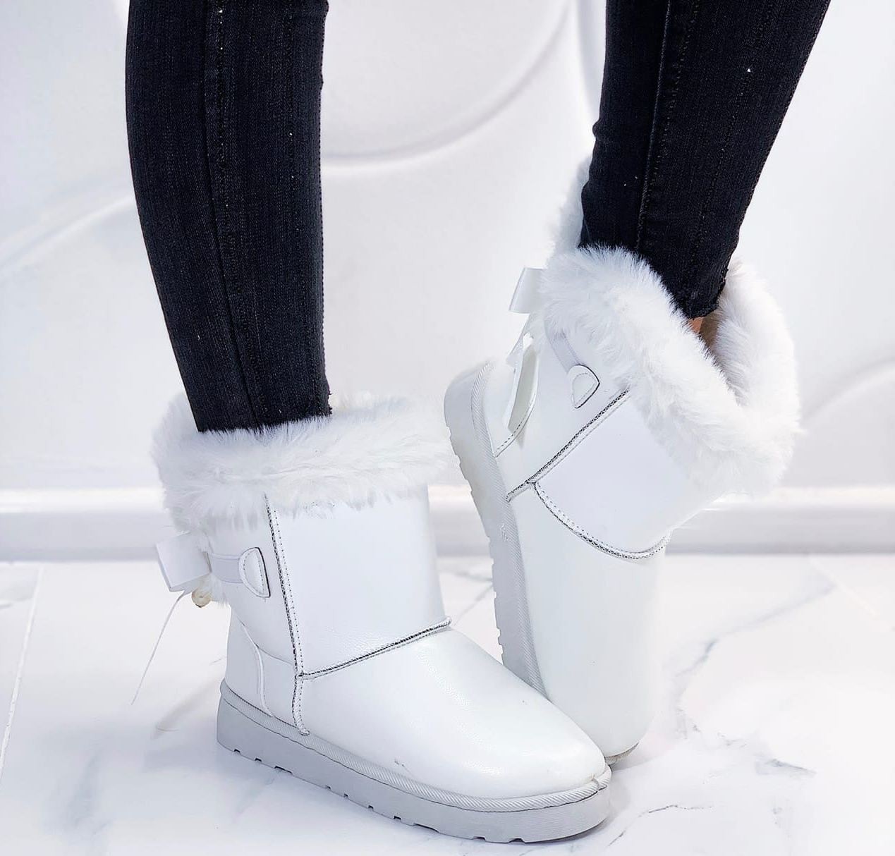 

Угги Fashion С828 женские Белые 36 (23 см ) 00487