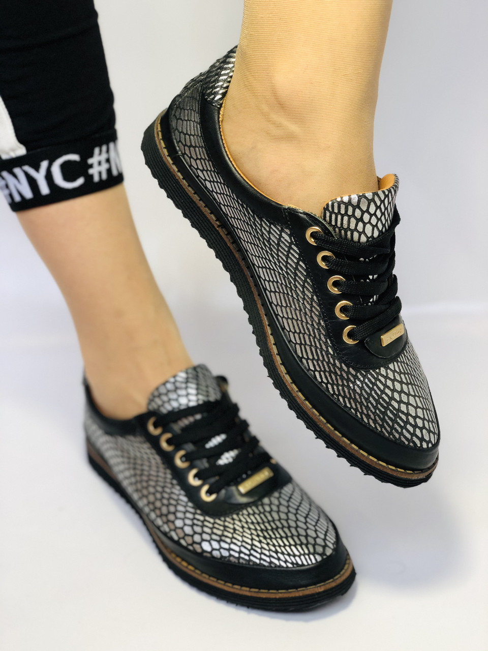 

Женские туфли Alpino 40 Черные с серебром 2348