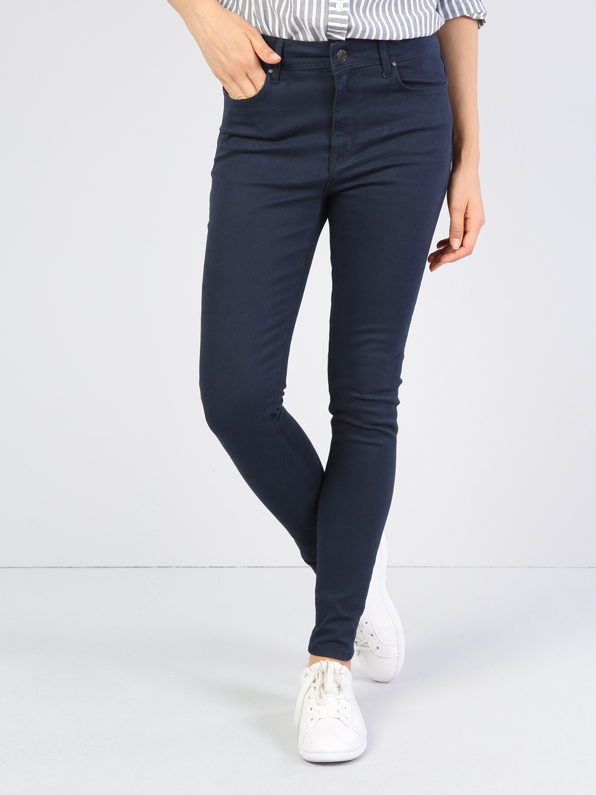 

Брюки Colin's CL1040396NAV  Navy, Брюки Colin's CL1040396NAV 25-30 Navy