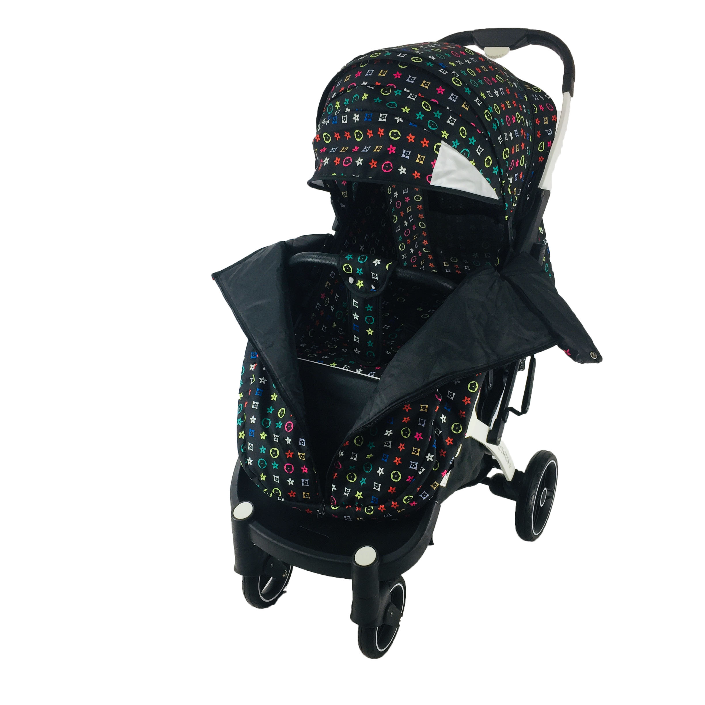 

Коляска Yoya Plus Pro-22 Черно-зеленая LV Black на Белой раме