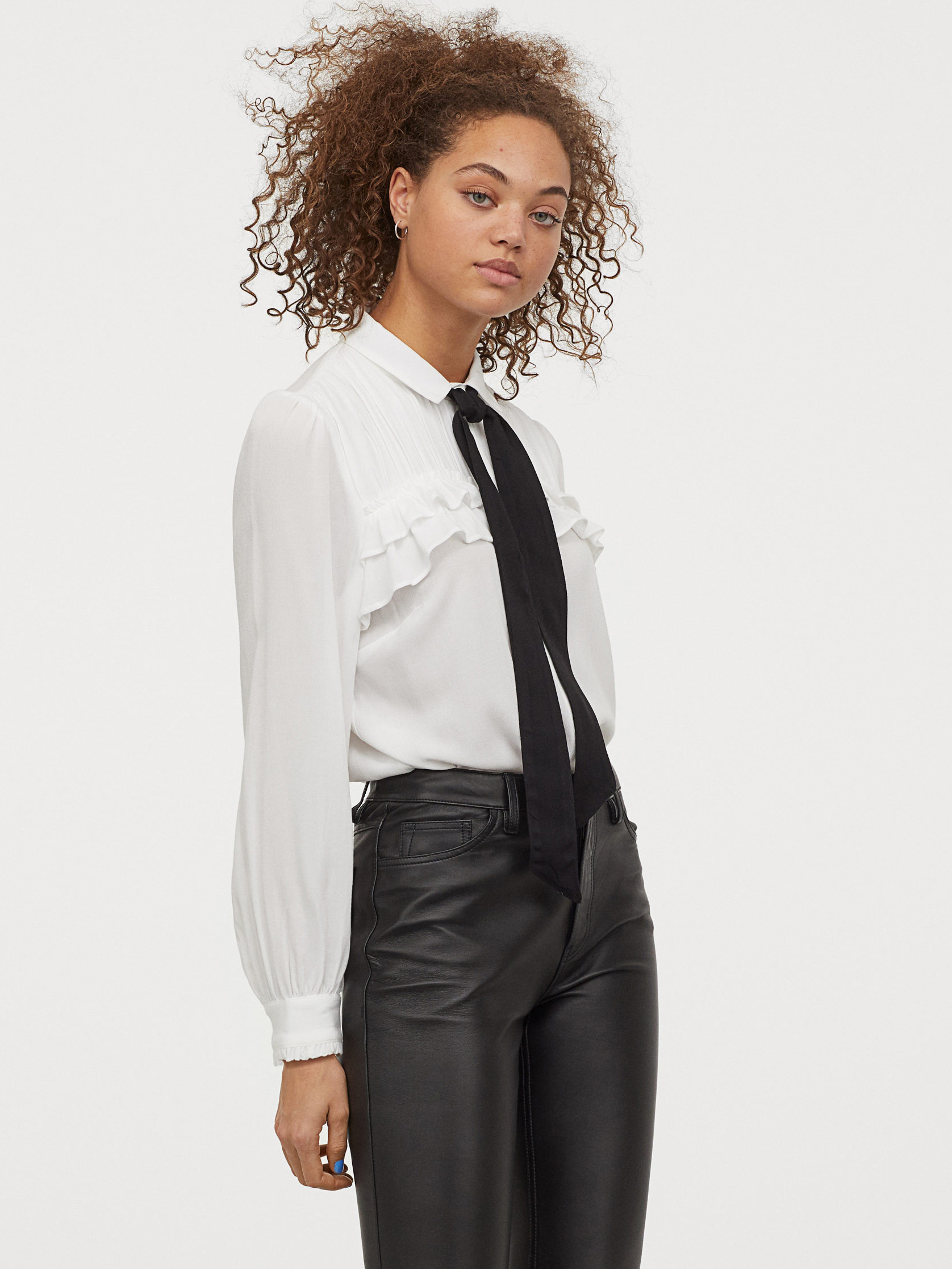 

Блуза H&M 0881331-1 48 Белая (СА2000001858684)