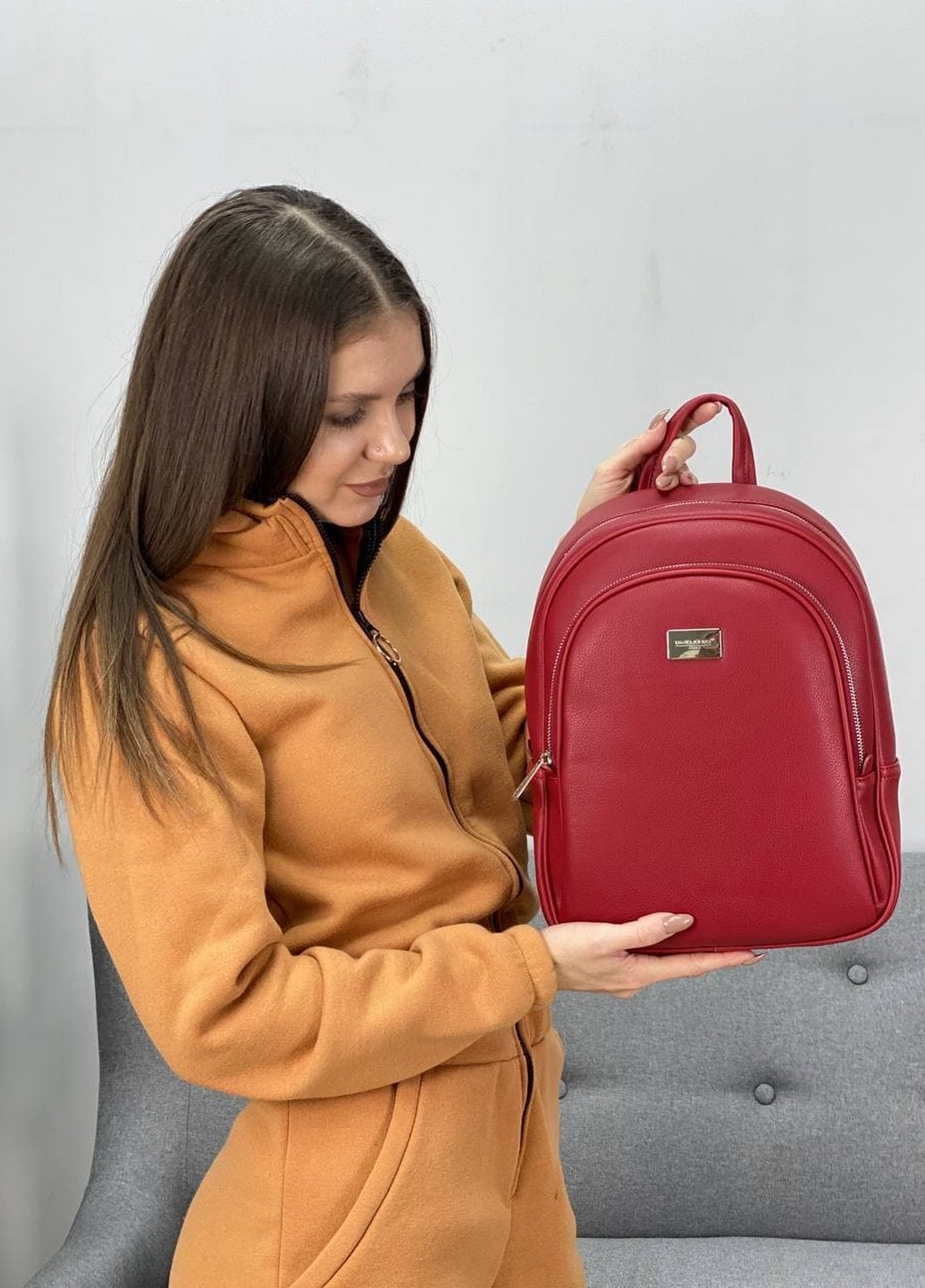 

Женский рюкзак David Jones эко-кожа 23 35 11 см. Красный