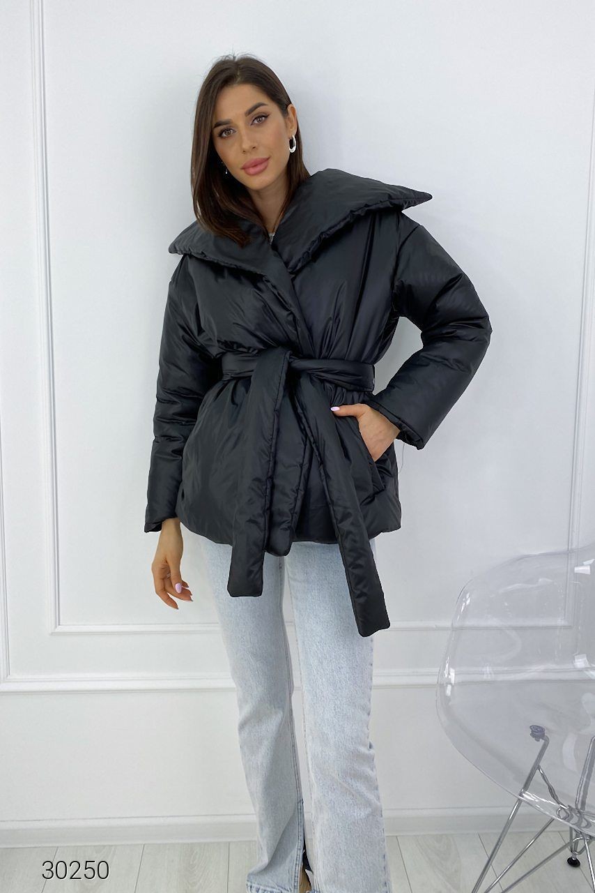 

Женская дутая куртка с запахом и поясома Fоsаn, Ванда черный One Size 42-46