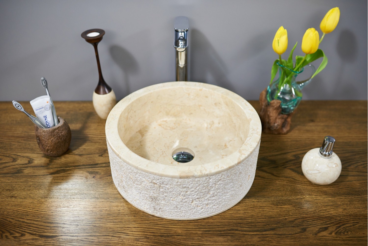 

Умывальник накладной из мрамора LOT RA5 B30 молочный