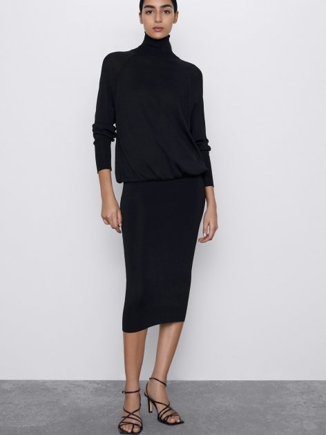 

Платье Zara 0014/108/800 XL Черное