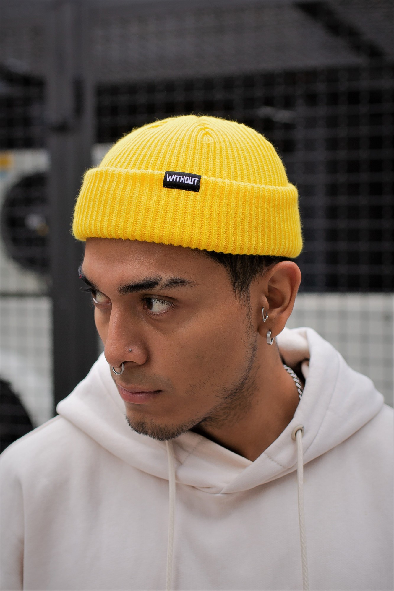 

Шапка Бiнi Without Leon 21 Жовта