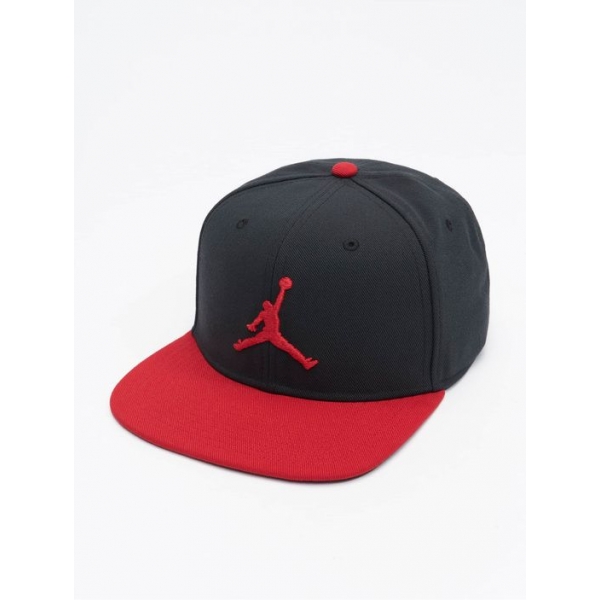 

Кепка JORDAN PRO JUMPMAN SNAPBACK AR2118-019 MISC