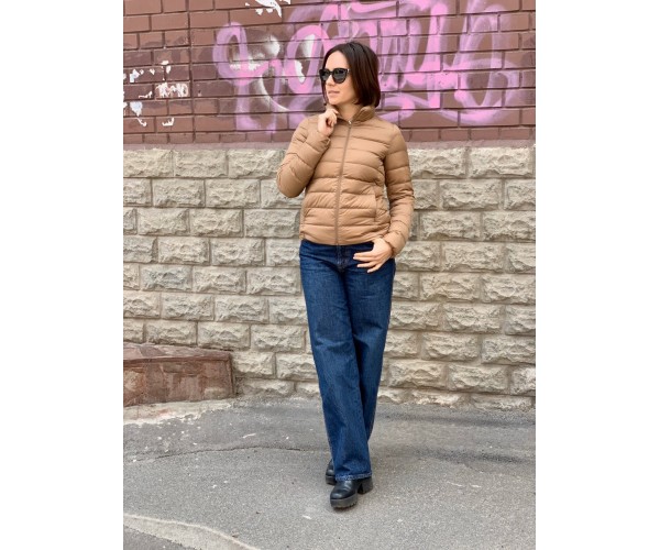 

Куртка Uniqlo ультралегкая XS бежевая 4193