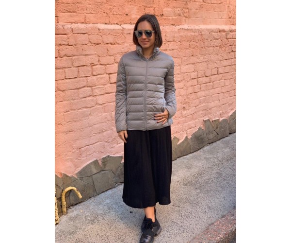 

Куртка Uniqlo ультралекая L серая
