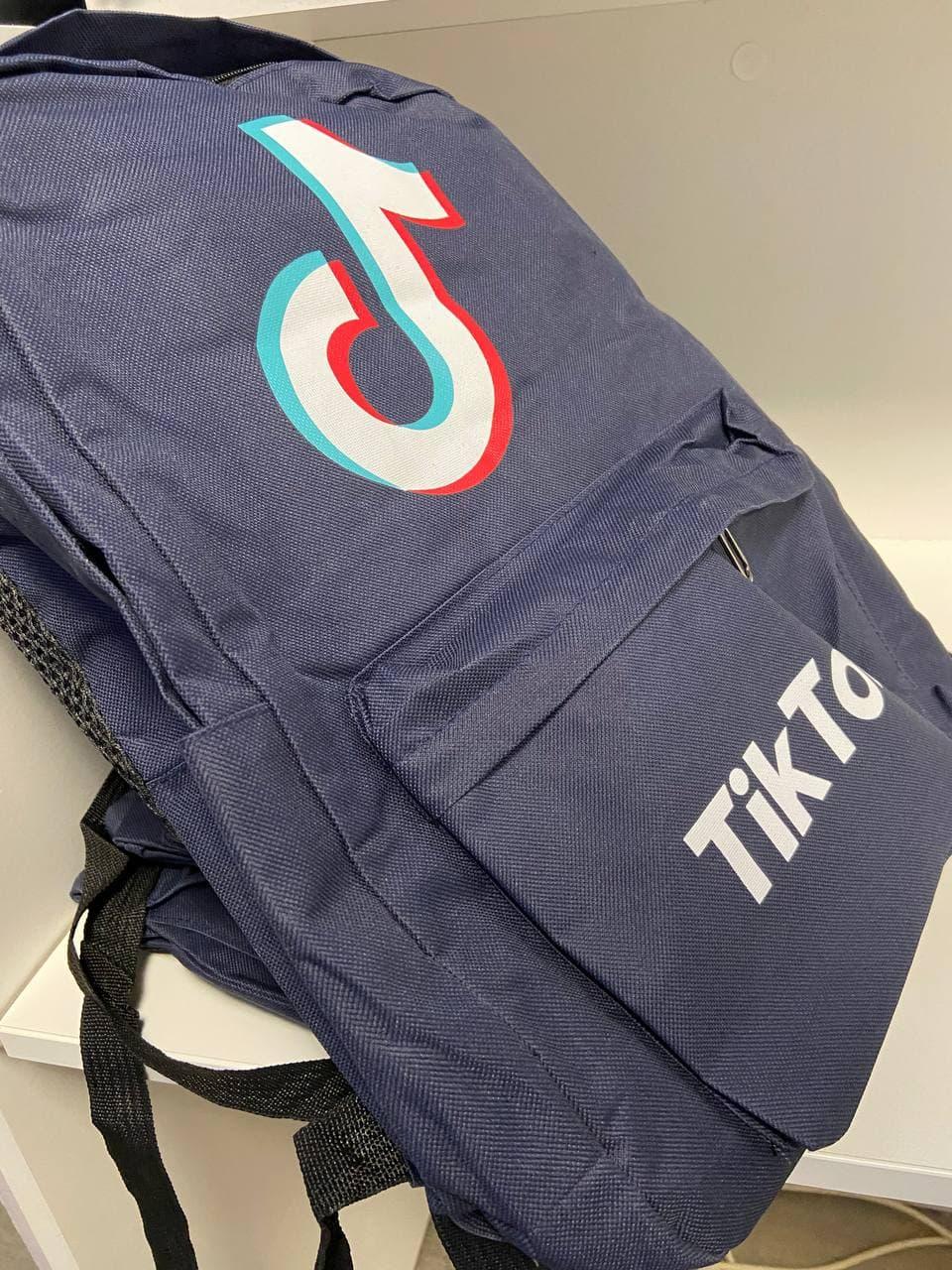 

Рюкзак городской вместительный TikTok R273 Синий