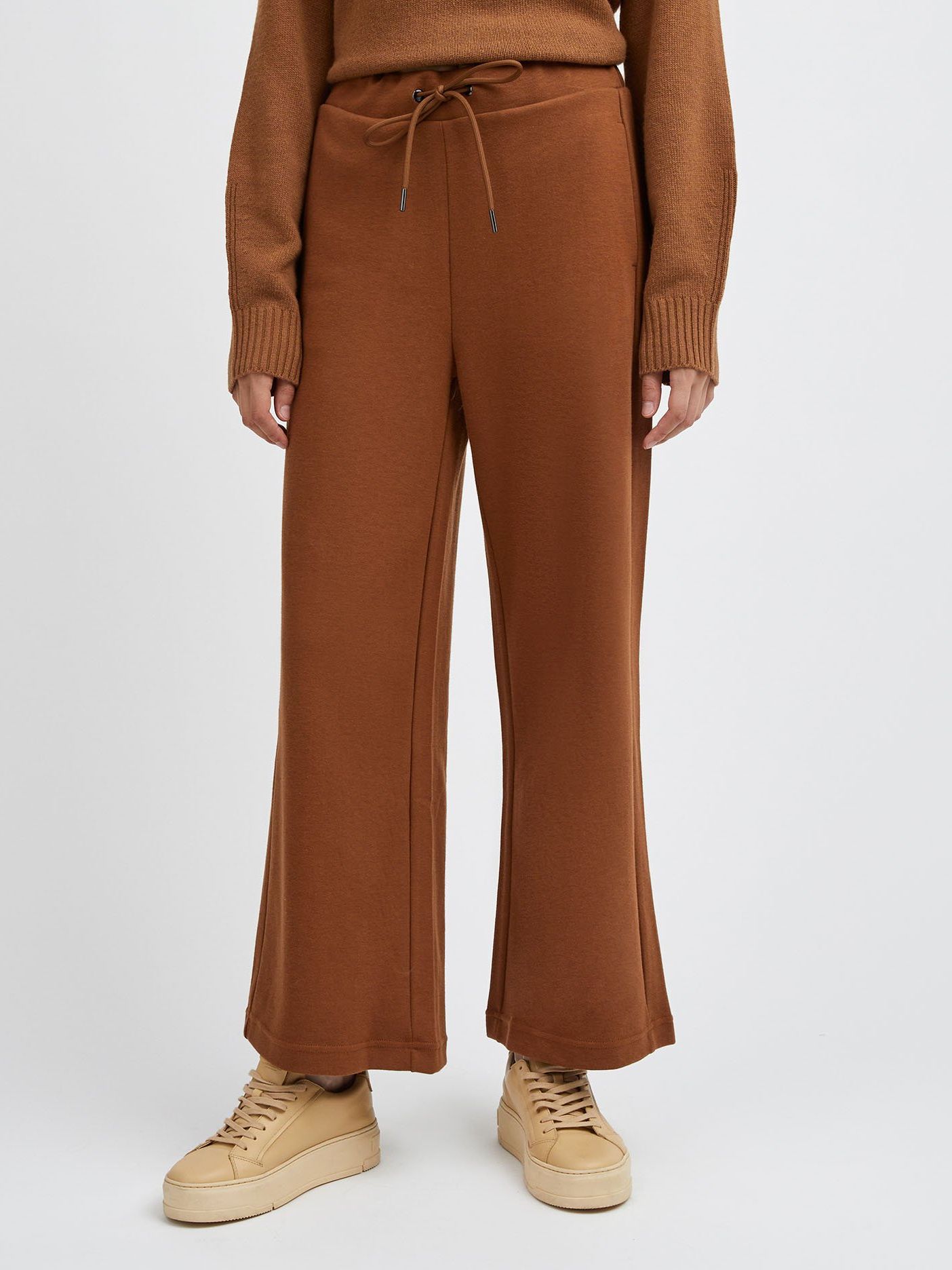 

Спортивные штаны United Colors of Benetton 3CMAP0510-71Q, Спортивные штаны United Colors of Benetton 3CMAP0510-71Q M