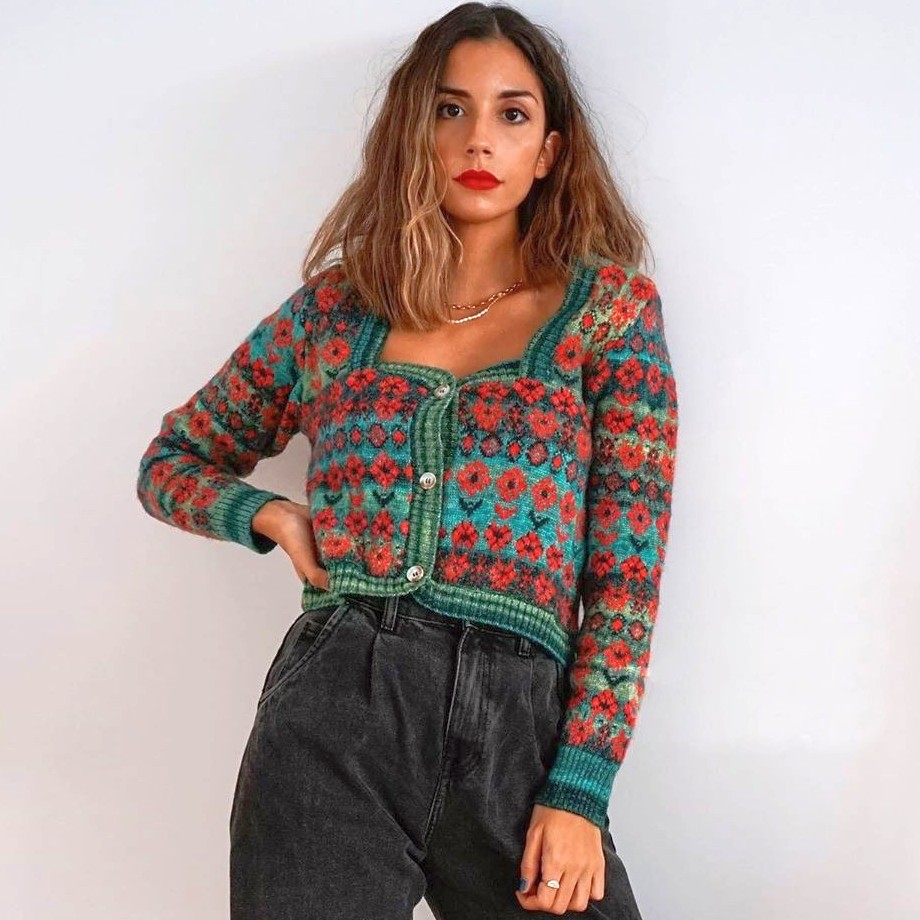

Кардиган женский с цветочным орнаментом Red flower Berni Fashion (S) Зеленый