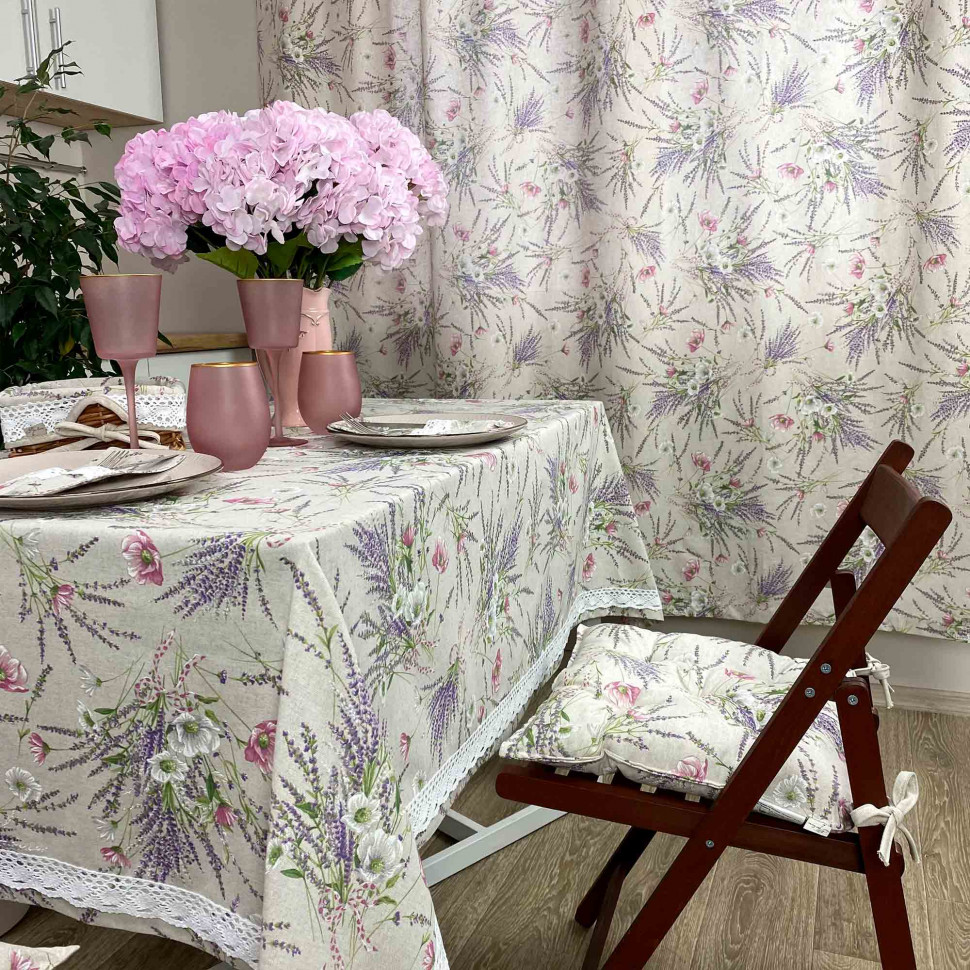 

Скатерть Прованс Grosso с кружевом (134х220 см)