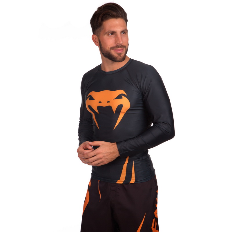 

Рашгард с длинным рукавом Venum CHALLENGER CO-5248 (PL, эластан, р-р L 46-48 , черный-оранжевый )