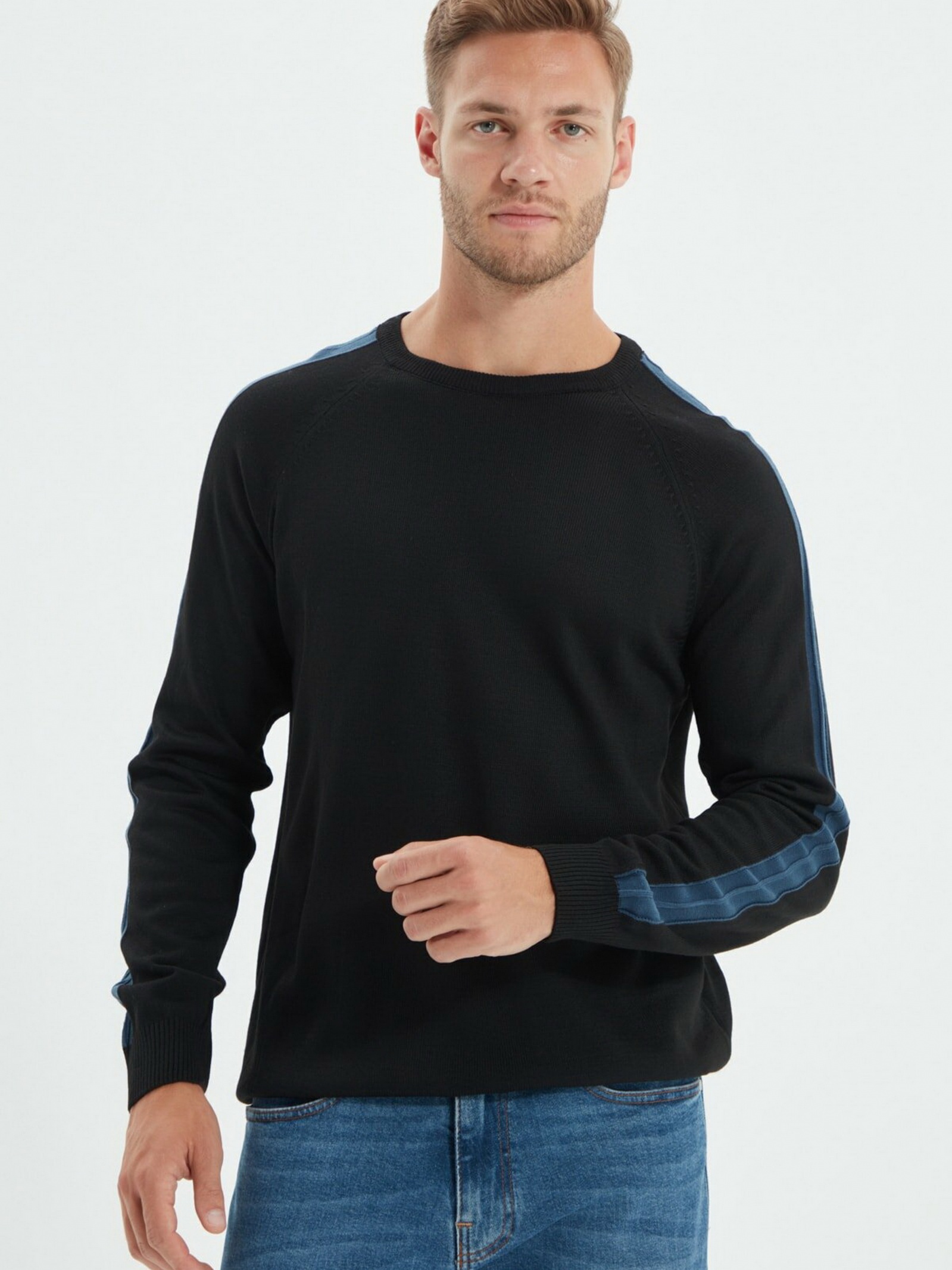 

Джемпер Trendyol TRM303 L Черный
