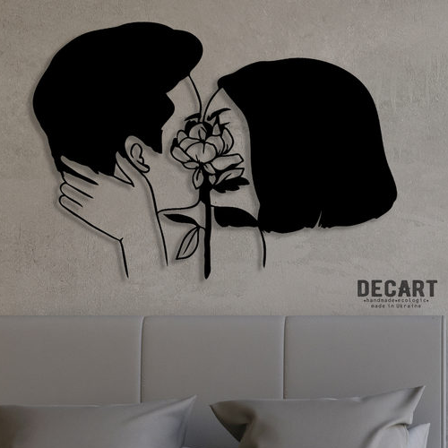 

Деревянная картина - панно Для дома Поцелуй 70х88 см