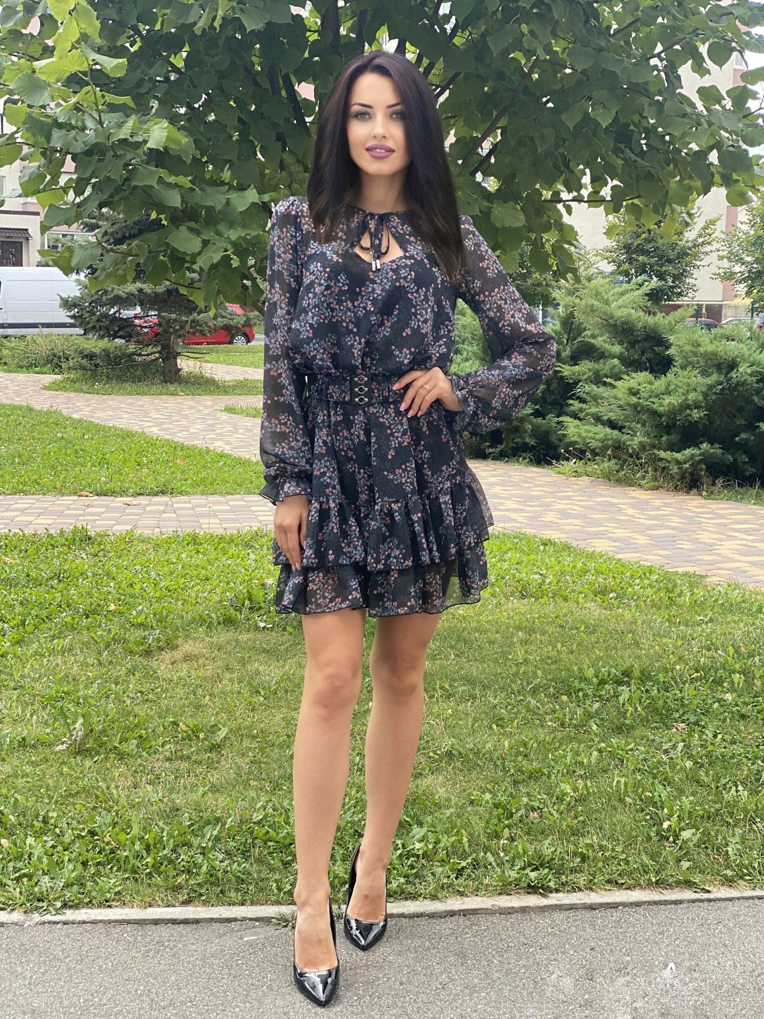 

Женское платье из шелкового шифона в цветочный принт Poliit 8866 черное, Женское платье из шелкового шифона в цветочный принт Poliit 8866 черное 36