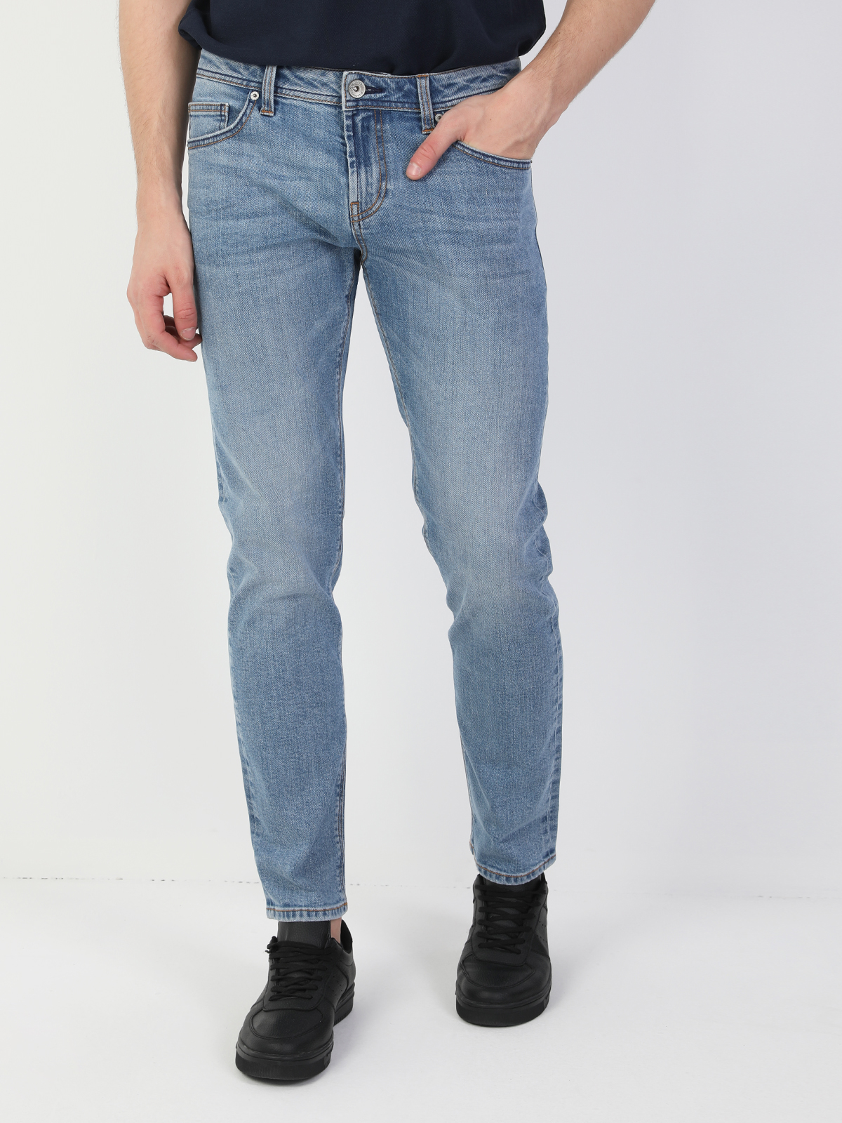 

Джинсы Colin's 044 Karl CL1019139DN04630 29-32 Bleach Troy Wash