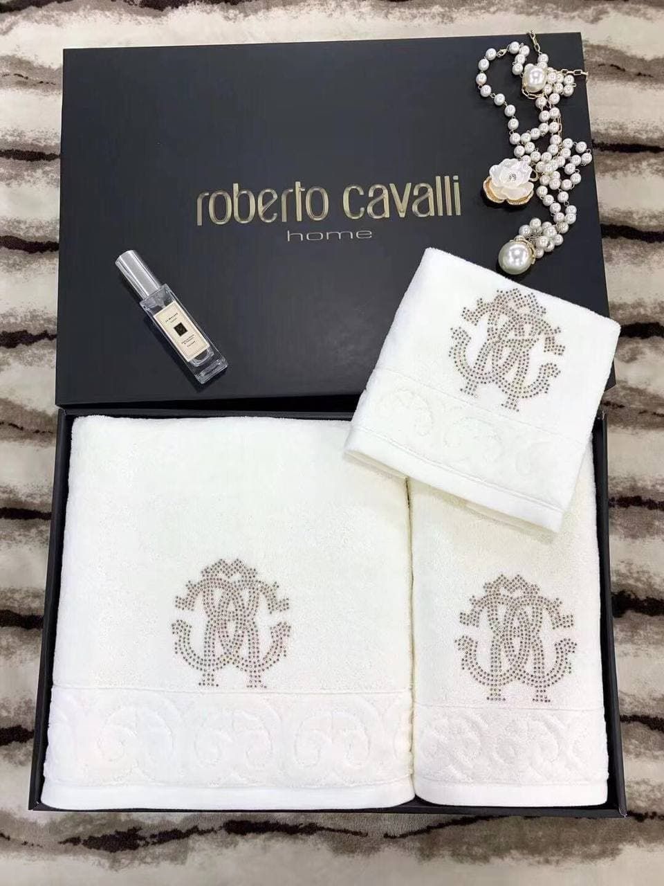 

Набор полотенец Roberto cavalli Молочный 35_35_35_75_70_140