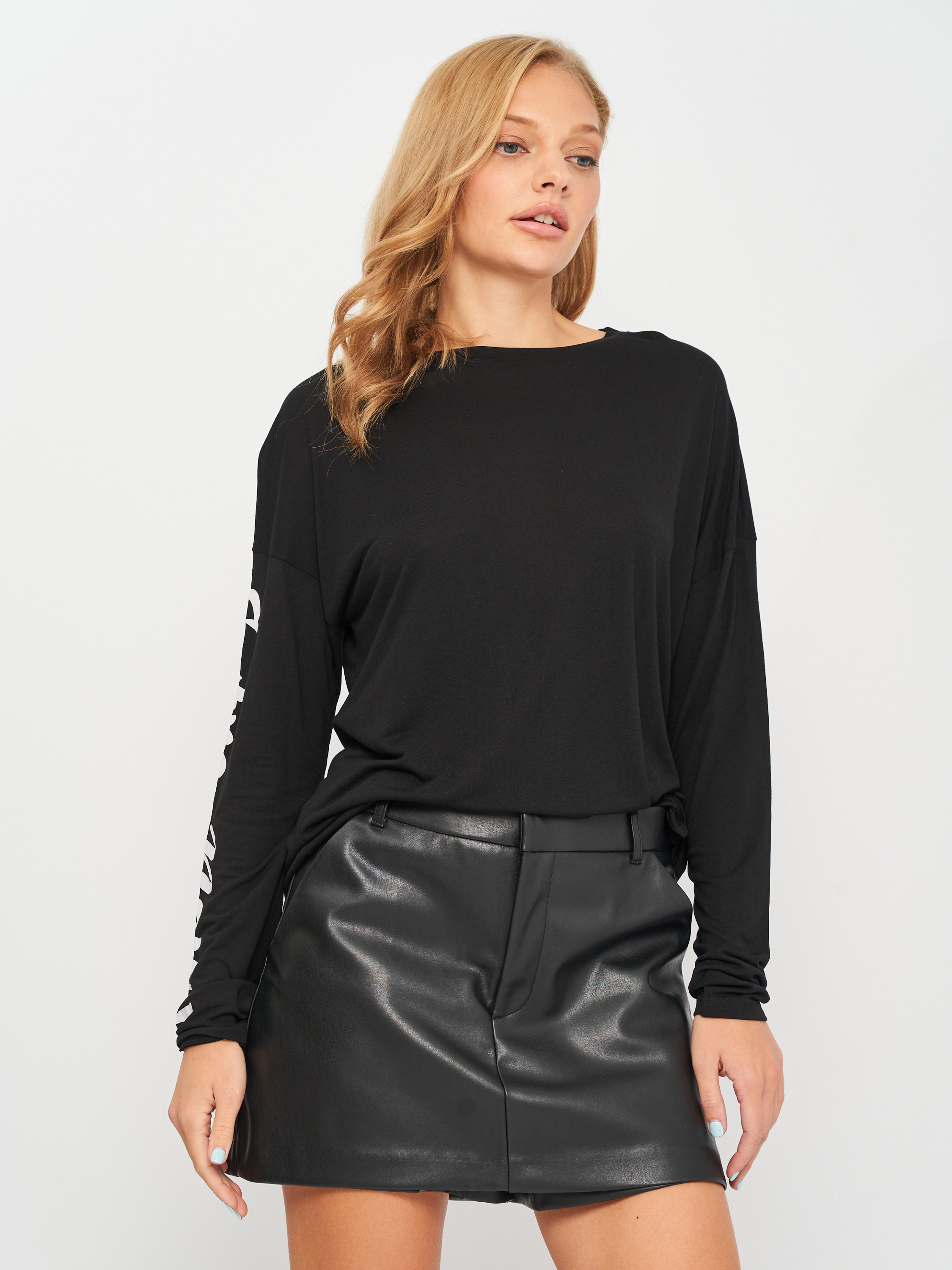 

Лонгслив Zara 1501/271/800  Черный, Лонгслив Zara 1501/271/800 S Черный