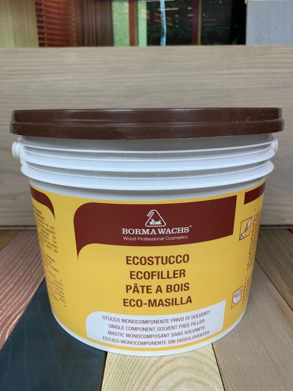 

Шпаклівка акрилова на водній основі Borma Wachs Ecostucco Чорний №60 5 кг