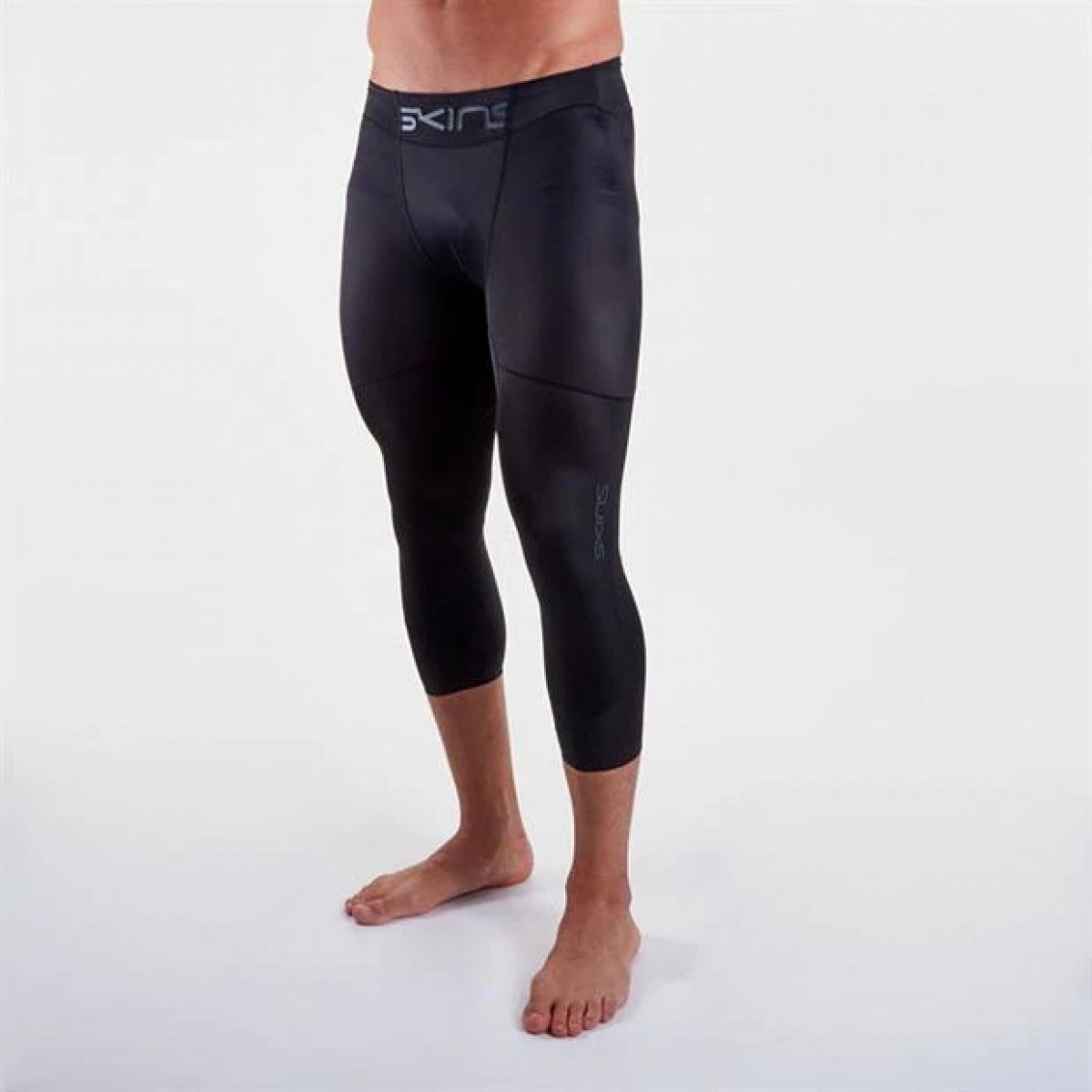 

Термо-штаны Skins DNAmic Three Quarter Base Layer Black, XXL (52)