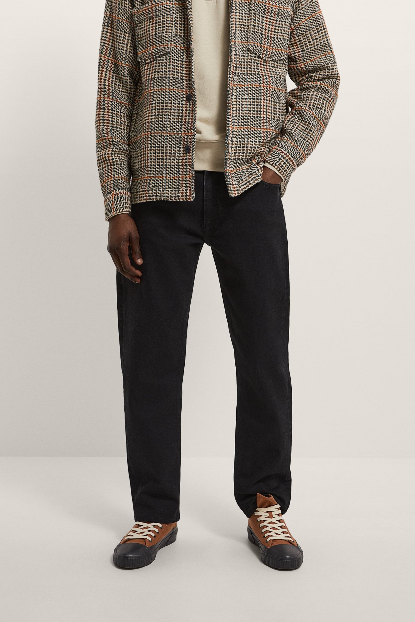 

Джинсы прямого кроя Zara размер 30 черный 5072/400/800