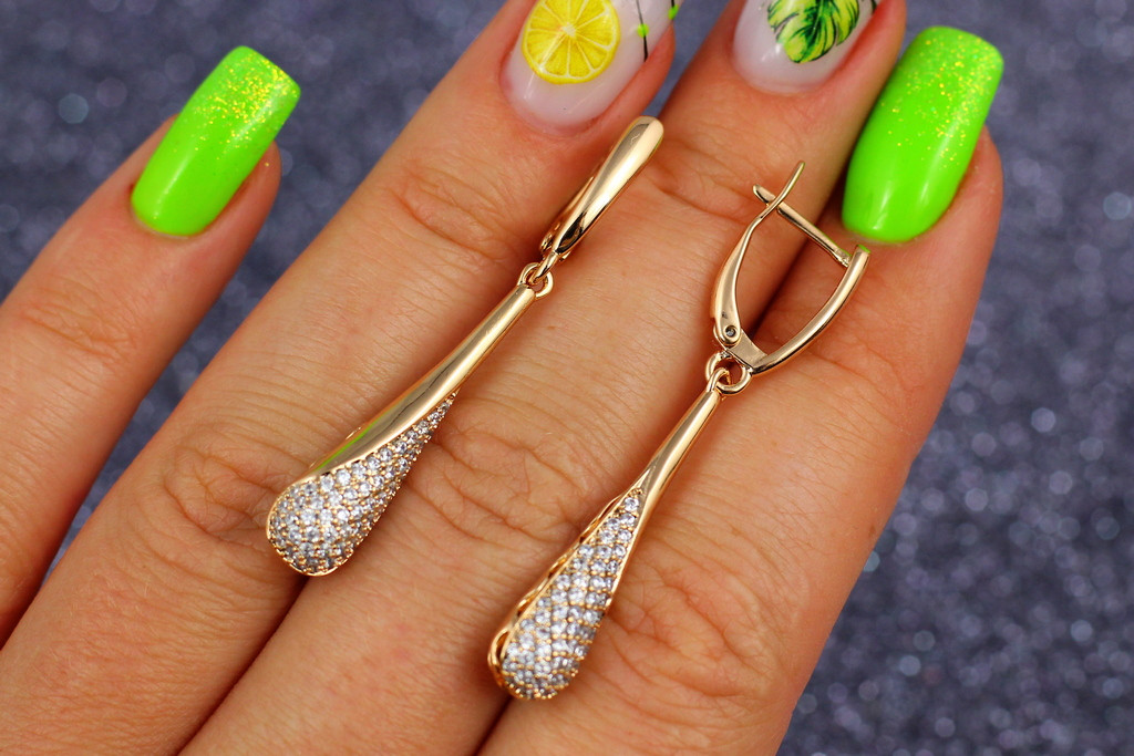 

Серьги подвески Xuping Jewelry длинная капля 4,2 см золотистые