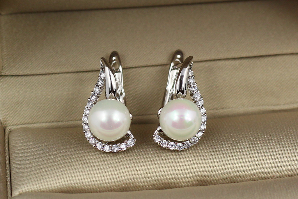 

Серьги Xuping Jewelry с жемчугом 1,8 см серебристые