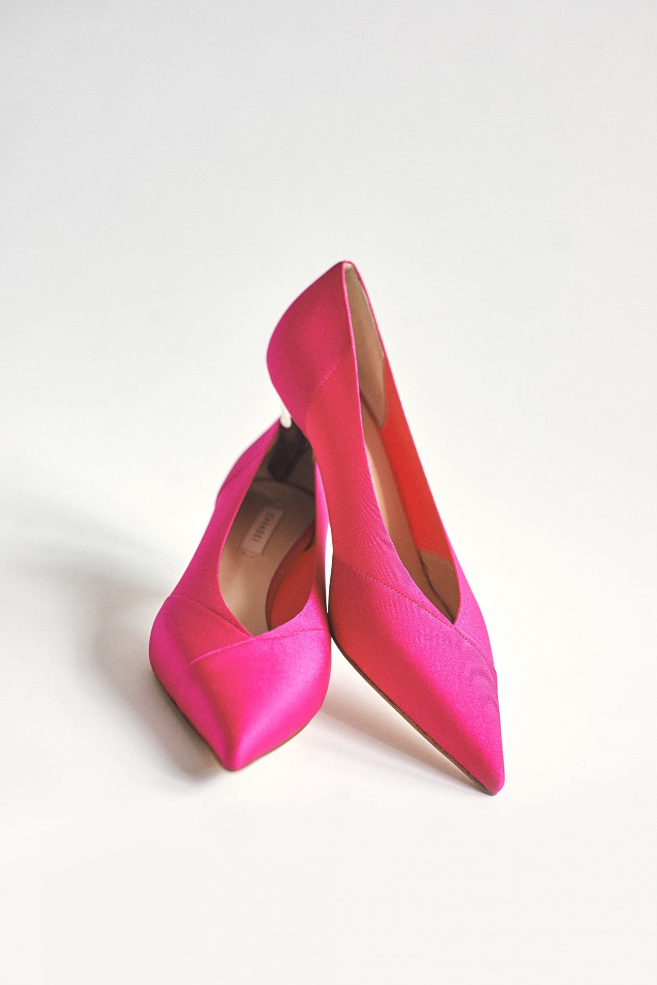 

Туфли из сатина Casadei 37 фуксия